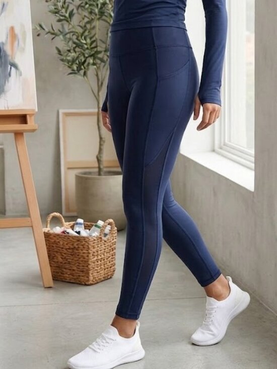 Athleta Pants - Athleta Navy Blue High Rise 7/8 Leggings Size Medium M Tight Yoga Athletic Gym